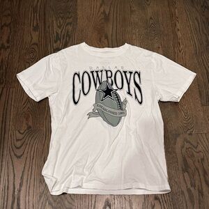 Dallas Cowboys White Graphic T-Shirt